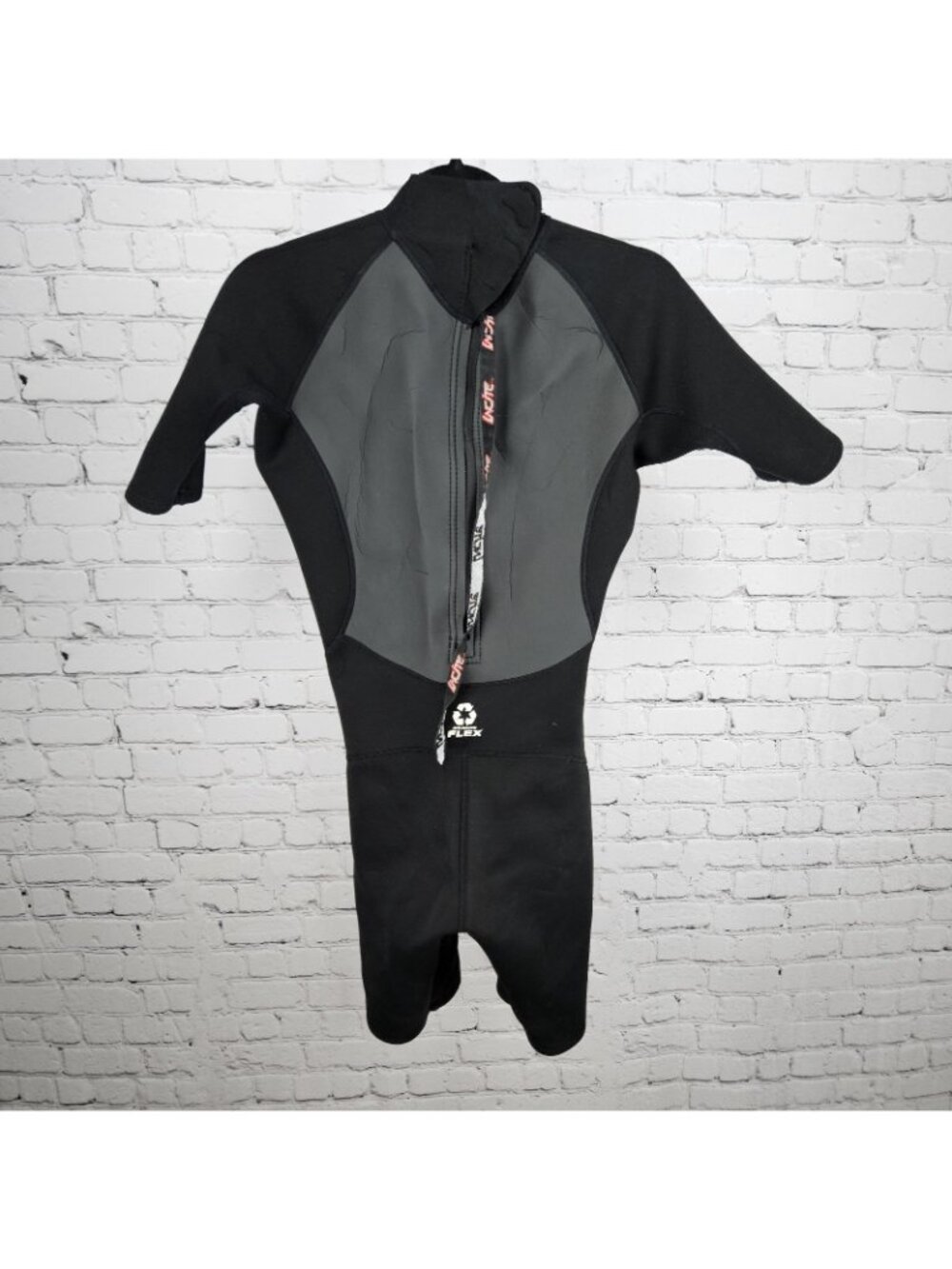 Incite Cabela's Black 2:2 Aqualite Short Sleeve Shorty Springsuit Wetsuit Medium - Picture 2 of 10
